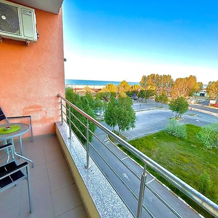 Marcony Boutique Apartments Mamaia Bagian luar foto