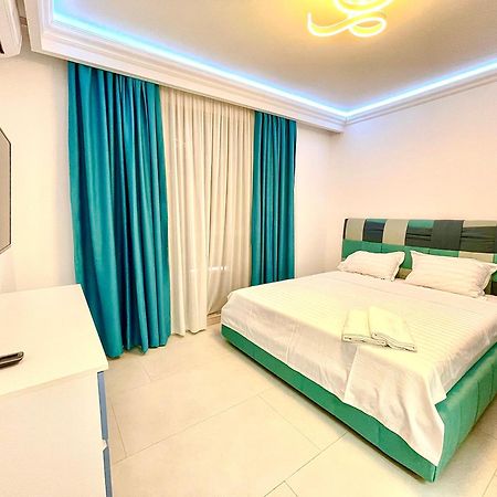 Marcony Boutique Apartments Mamaia Bagian luar foto