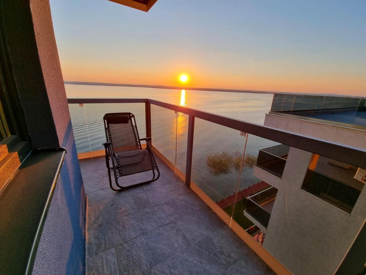 Marcony Boutique Apartments Mamaia Bagian luar foto