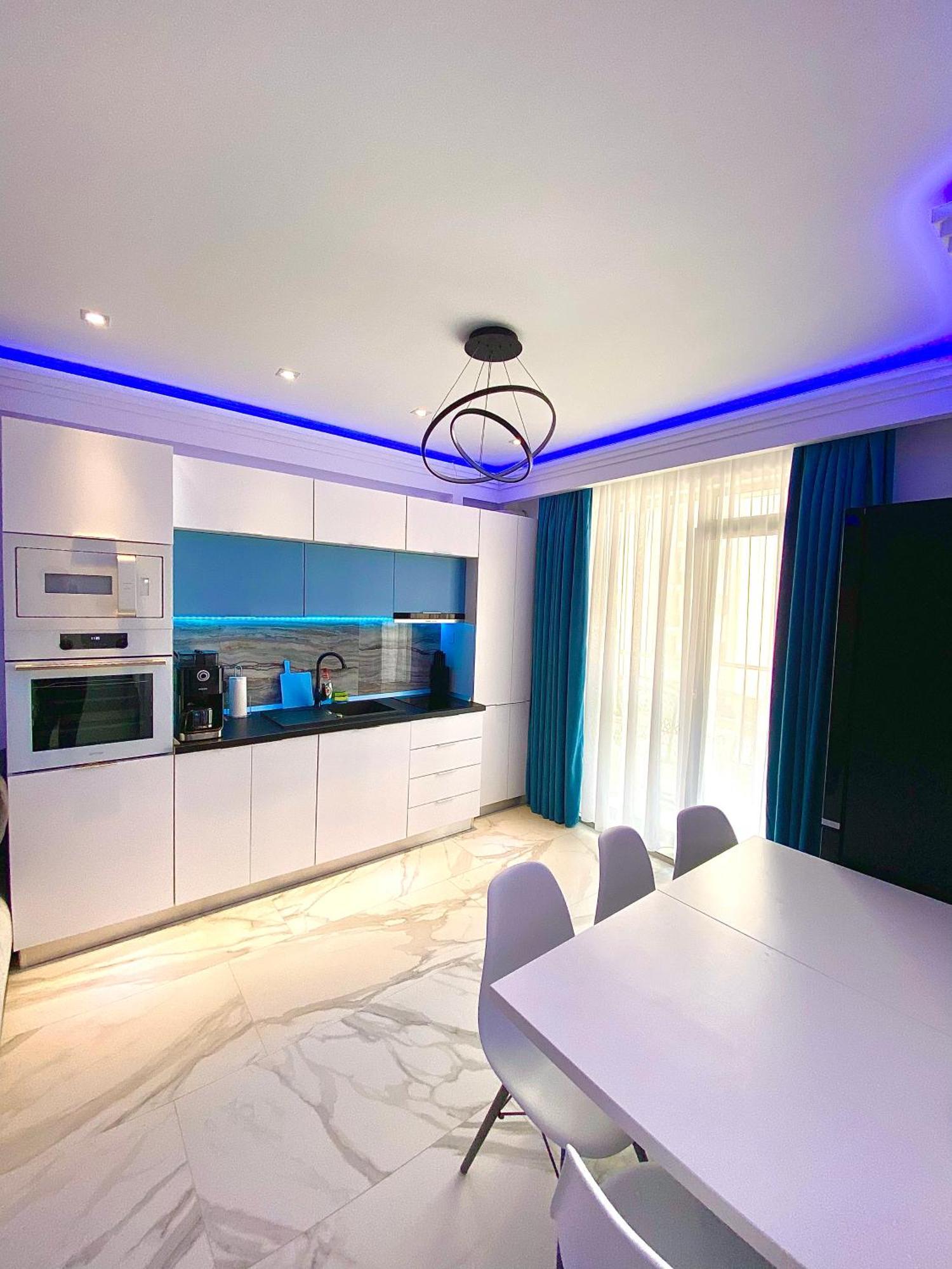 Marcony Boutique Apartments Mamaia Bagian luar foto