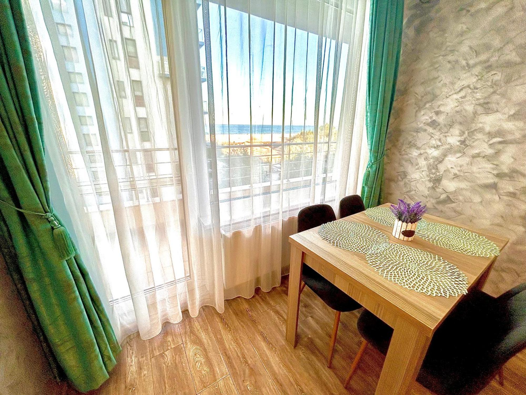 Marcony Boutique Apartments Mamaia Bagian luar foto
