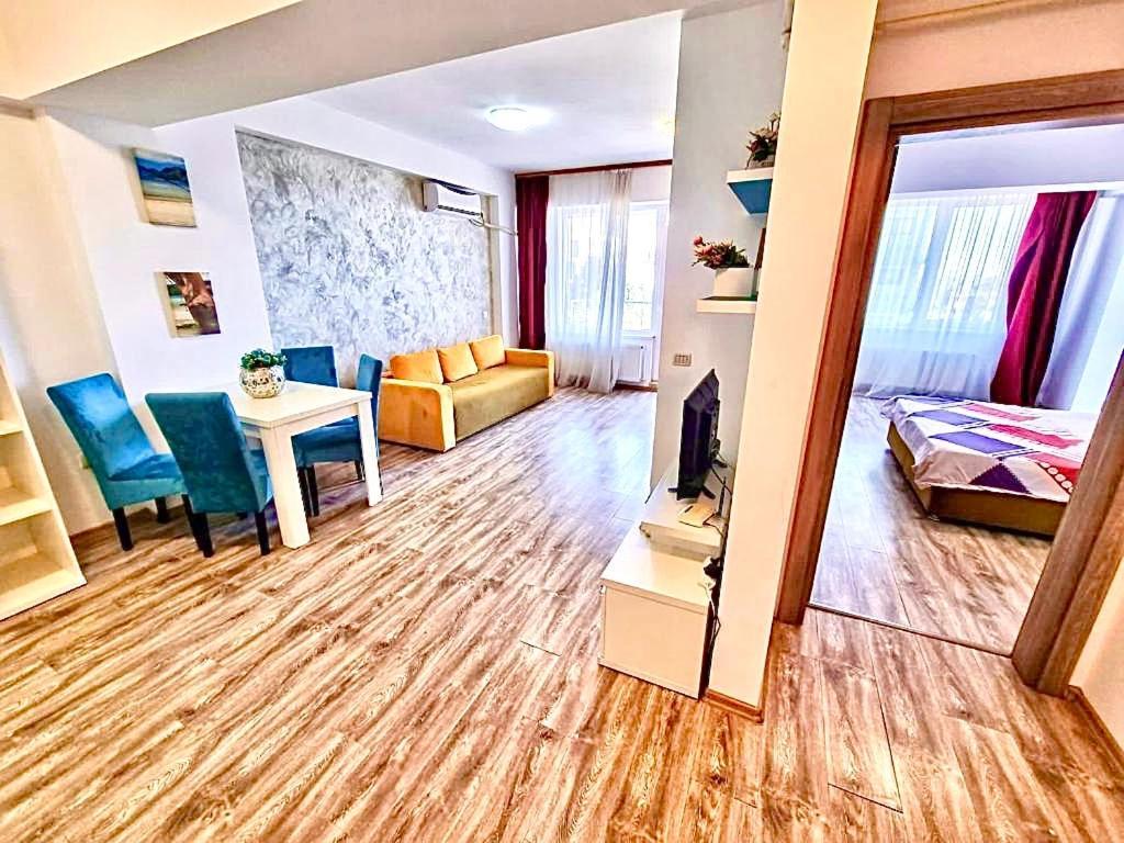 Marcony Boutique Apartments Mamaia Bagian luar foto