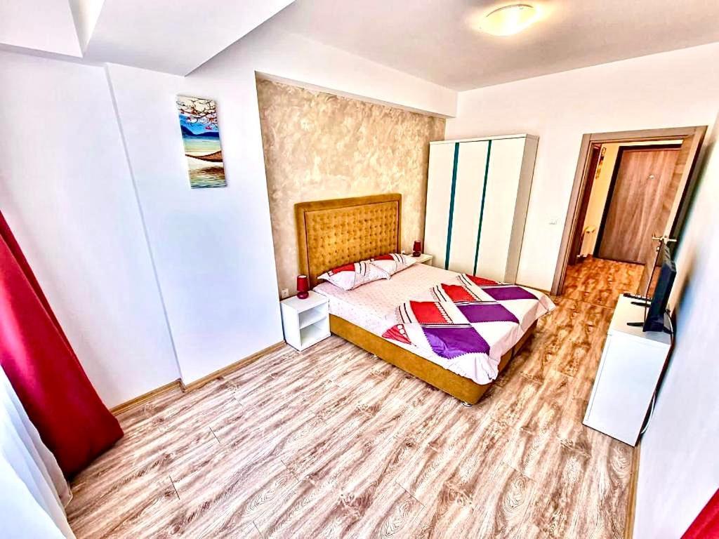 Marcony Boutique Apartments Mamaia Bagian luar foto