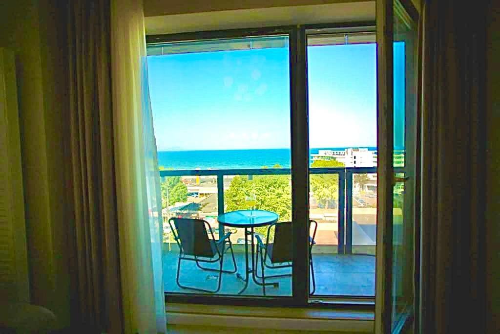 Marcony Boutique Apartments Mamaia Bagian luar foto