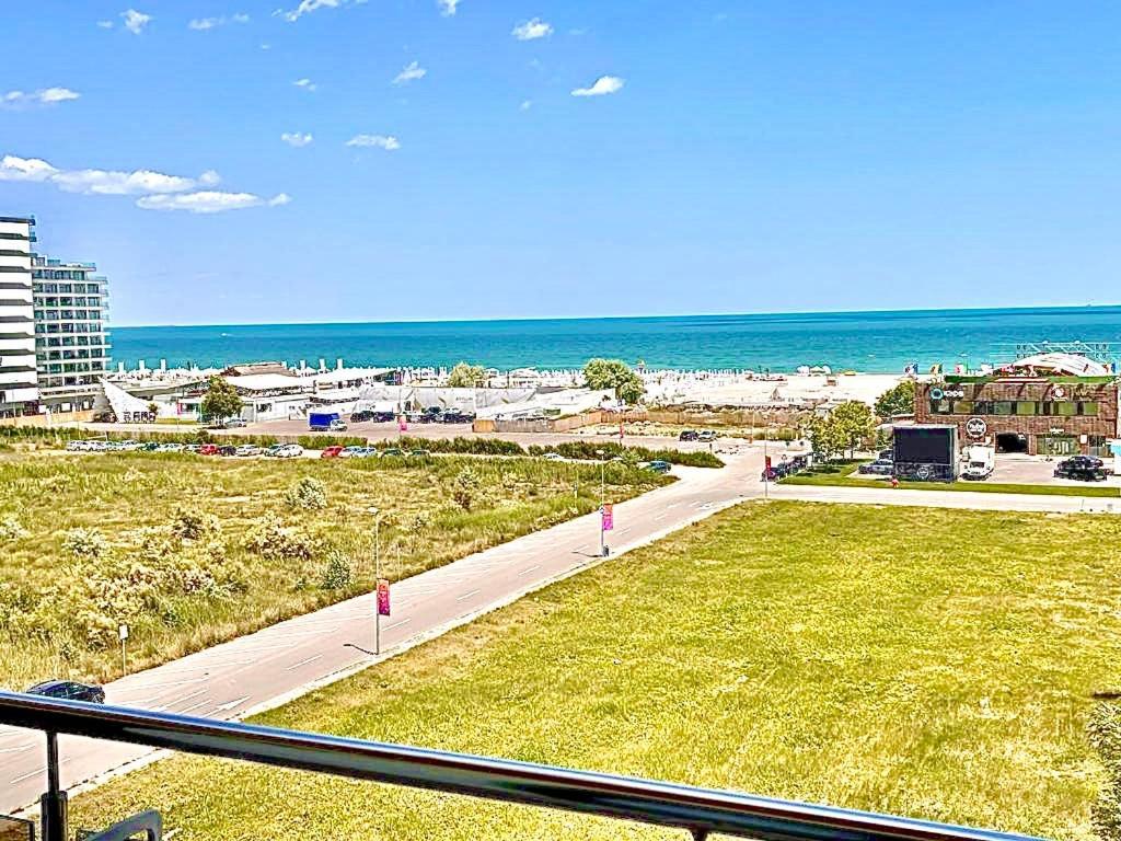Marcony Boutique Apartments Mamaia Bagian luar foto