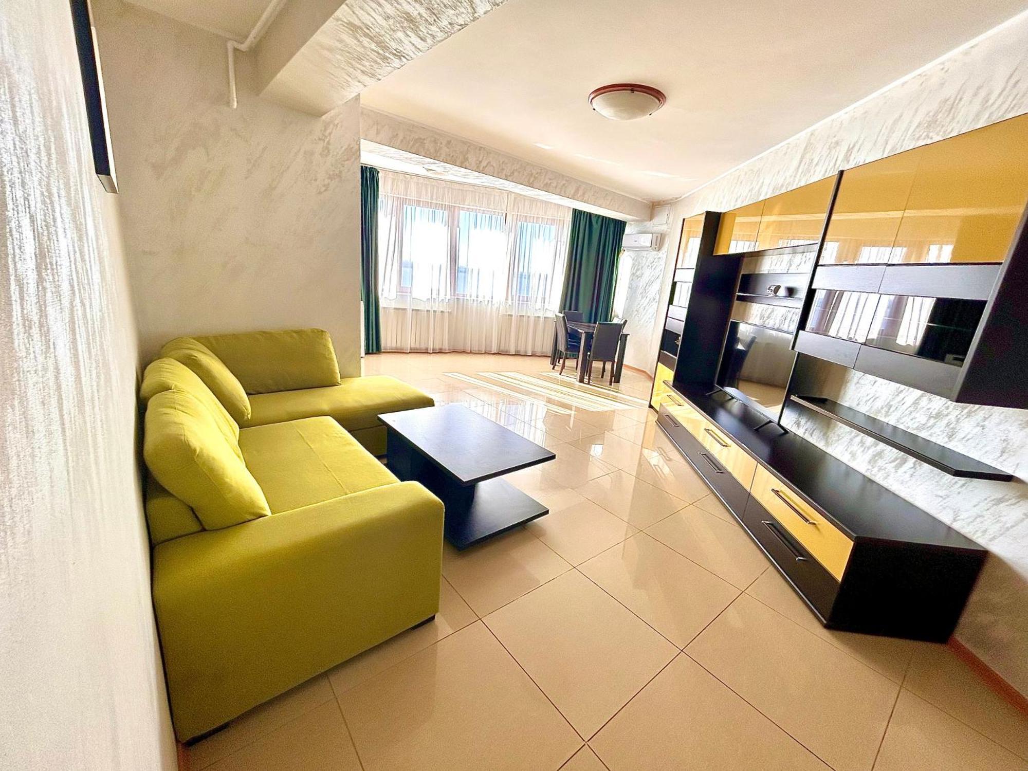 Marcony Boutique Apartments Mamaia Bagian luar foto
