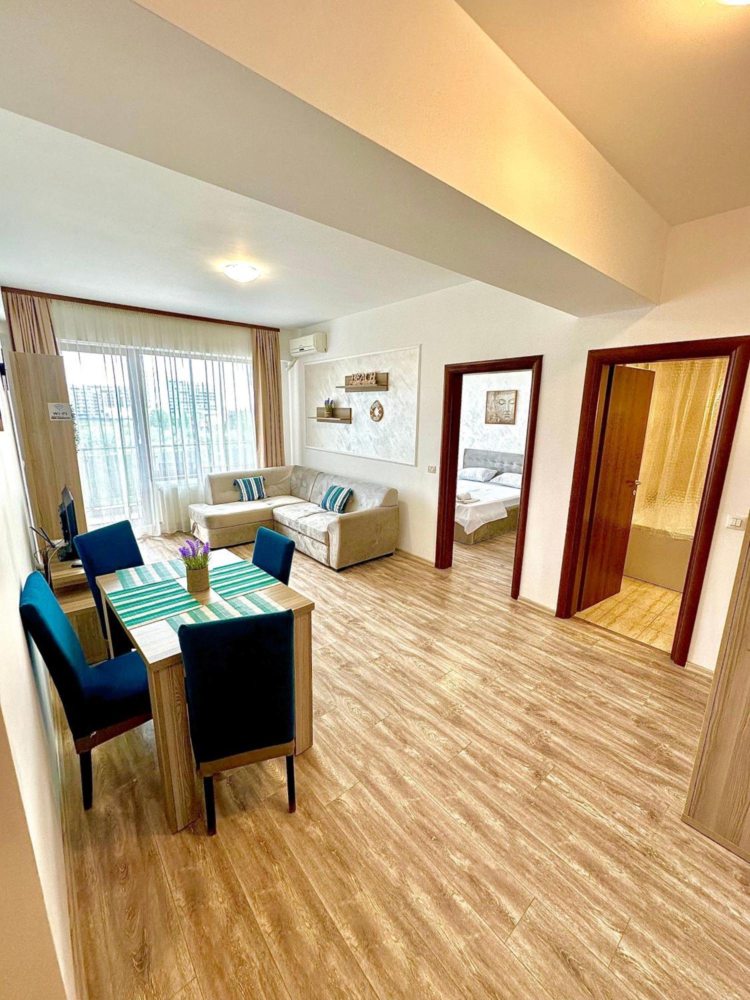 Marcony Boutique Apartments Mamaia Bagian luar foto